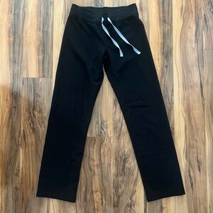 Figs Livingston Basic Scrub Pants in Black, XS